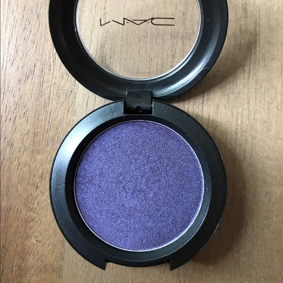 MAC Makeup - Picture 3 of 3